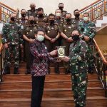 Kasad Terima Kunjungan Mapala UI di Mabes AD