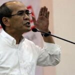 Puluhan Siswa Diklatsarmil Bakamla RI Jalani Renang Laut