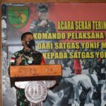 Semprotkan Disinfektan, Satgas Pamtas Yonif 642/Kapuas Cegah Covid-19