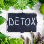 Prajurit TNI AL Totalitas Serbuan Vaksinasi Warga Kepulauan Aru