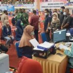 Usai Dilandai Badai, Warga Zhengzhou di Cina Mulai Bersihkan Lumpur