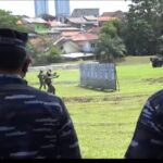 Tumbuhkan Rasa Nasionalisme Pemuda Papua, Satgas TNI Yonif 751 Mengajak Warga Meriahkan HUT RI ke-76