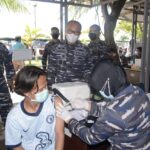 Bangkitkan Nasionalisme, TNI Persembahkan Manuver 8 Pesawat Tempur dan 6 Helikopter, Kibarkan Berdera Merah-Putih Raksasa Saat HUT Kemerdekaan RI