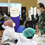 Antusias, Ribuan Warga Bandung Ikuti Serbuan Vaksinasi Di Seskoau