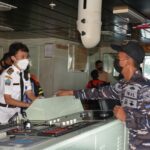 KSAL Laksamana Yudo Margono Tinjau Serbuan Vaksinasi di Kupang