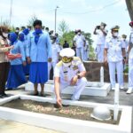 Penonton di Veneu Layar PON XX Papua Jadi Sasaran Serbuan Vaksin Maritim TNI AL