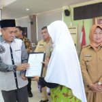 OJK Peringatkan Bahaya Pinjol, Jerat Buruh, Ibu Rumah Tangga hingga Pelajar