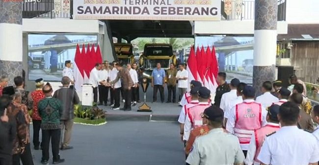 Resmikan Terminal Samarinda Seberang, Jokowi: Dulu Kumuh Sekali Banyak Preman