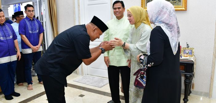 Kepala Staf Angkatan Laut Gelar Open House Megah: Momen Kebahagiaan dan Kebersamaan Menyambut Hari Raya Idul Fitri