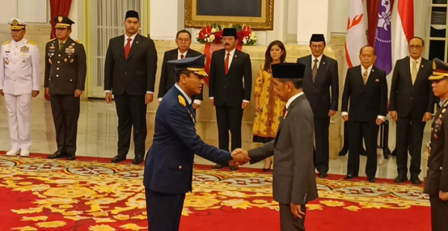 Presiden Jokowi Resmi Lantik Marsekal Madya Tonny Harjono sebagai KSAU