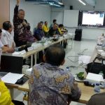 Jokowi Efek Jadi Beban, Saatnya Ridwan Kamil Pulang Kampung