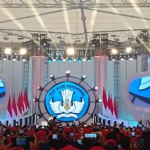 Prabowo Menangis Ucapkan Terima Kasih kepada Guru di Perayaan HGN