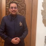 Serahkan Laptop ke Ponpes Sunan Pandanaran, Gibran Dorong Santri Kuasai AI dan Blockchain