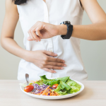 Tunda Penerbangan 2 Jam, Prabowo Pimpin Rapat Darurat Soal Anggaran Negara di Bandara Halim