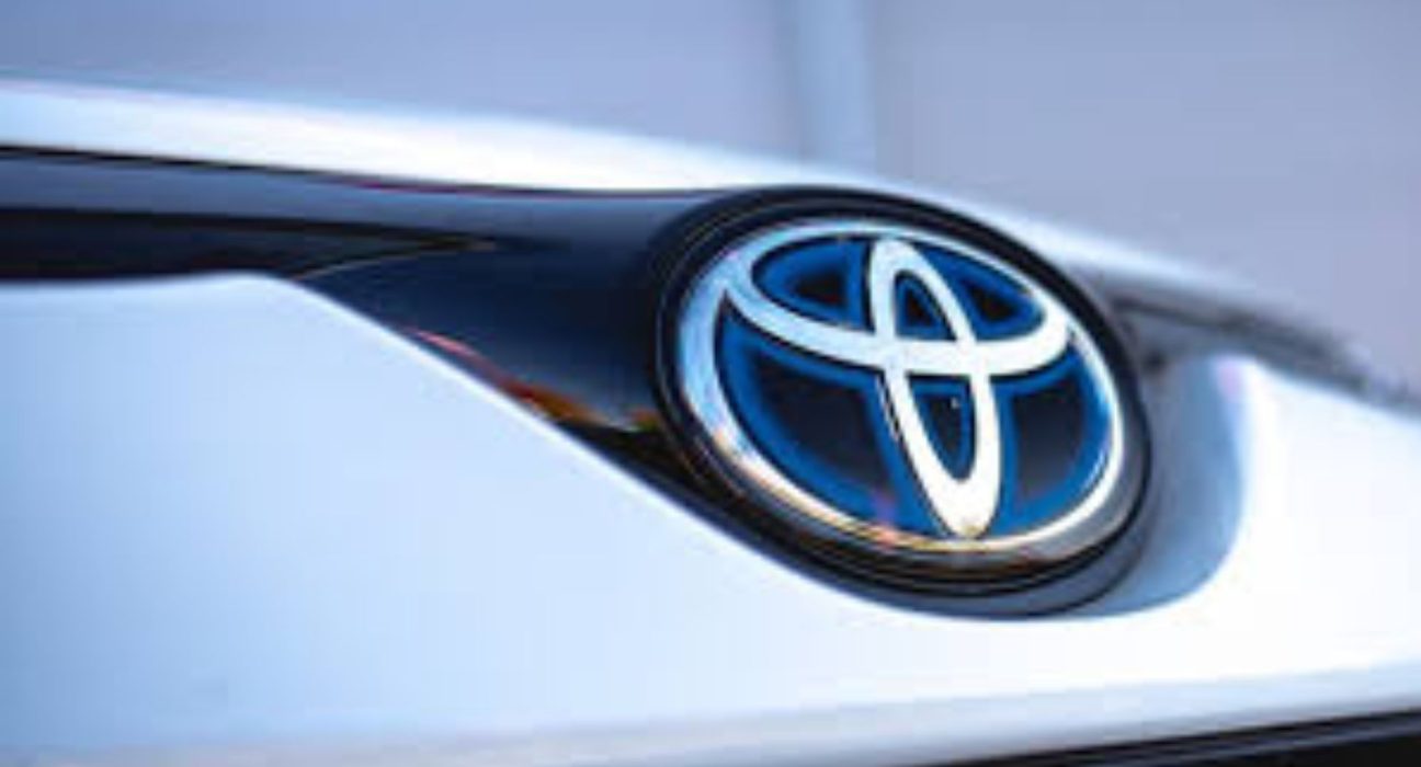 Gelombang Baru Kendaraan Ramah Lingkungan: Toyota Siap Dominasi IIMS 2025