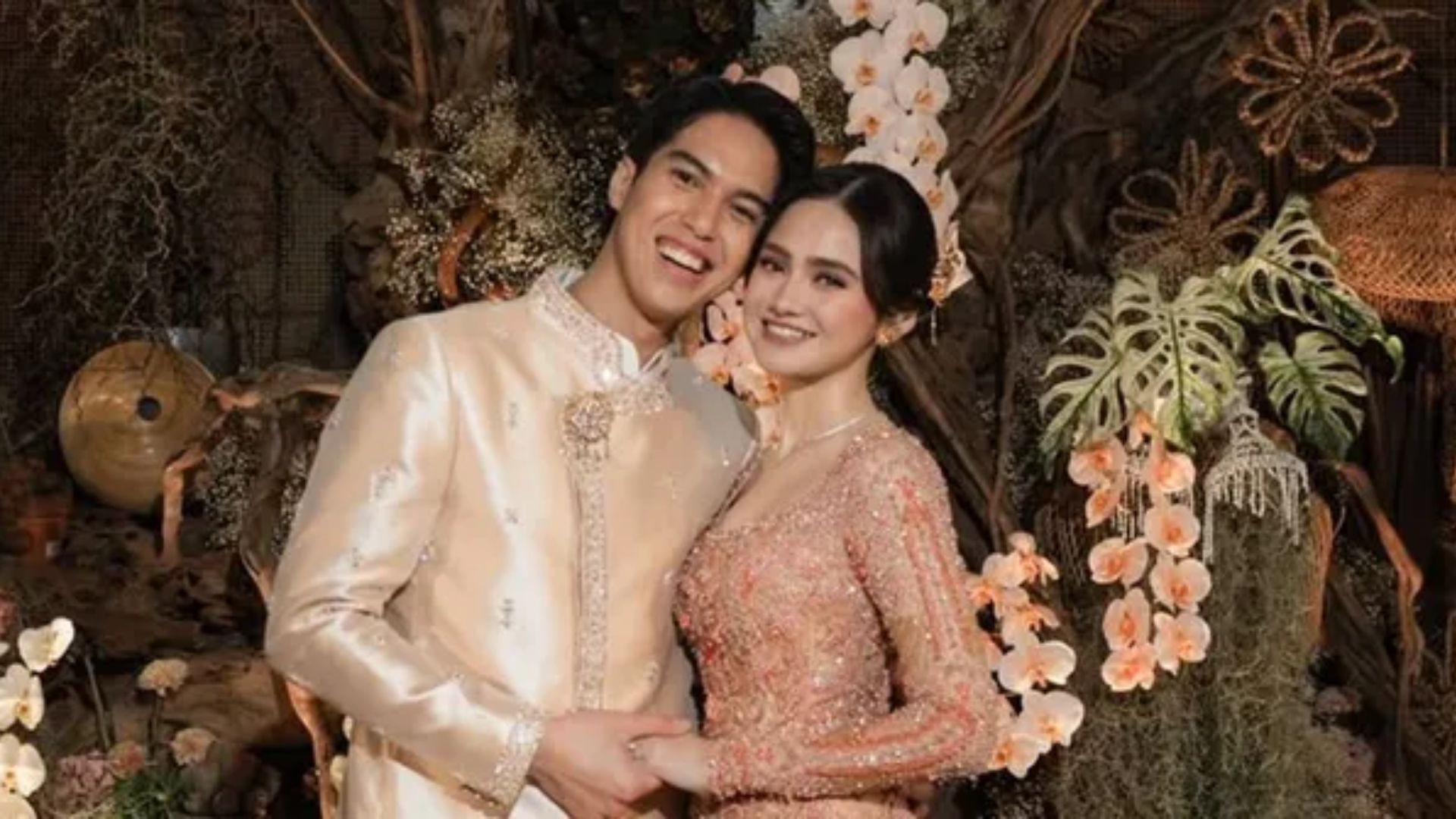 Pesona 'Soft Glam' Syifa Hadju di Momen Lamaran dengan El Rumi, Jadi Inspirasi Kecantikan Utama