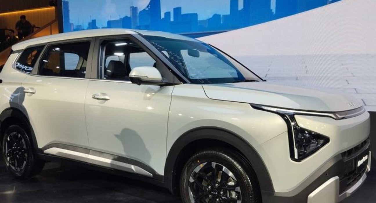 KIA All New Carens Resmi Mengaspal di IIMS 2026, Siap Guncang Pasar MPV dengan Garansi 7 Tahun