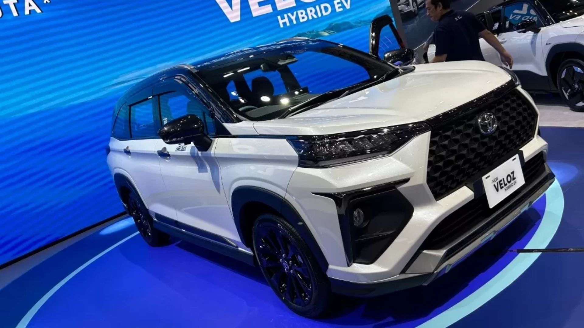 Toyota Guncang Pasar! Veloz Hybrid Meluncur di IIMS 2026 dengan Harga Paling Menggoda