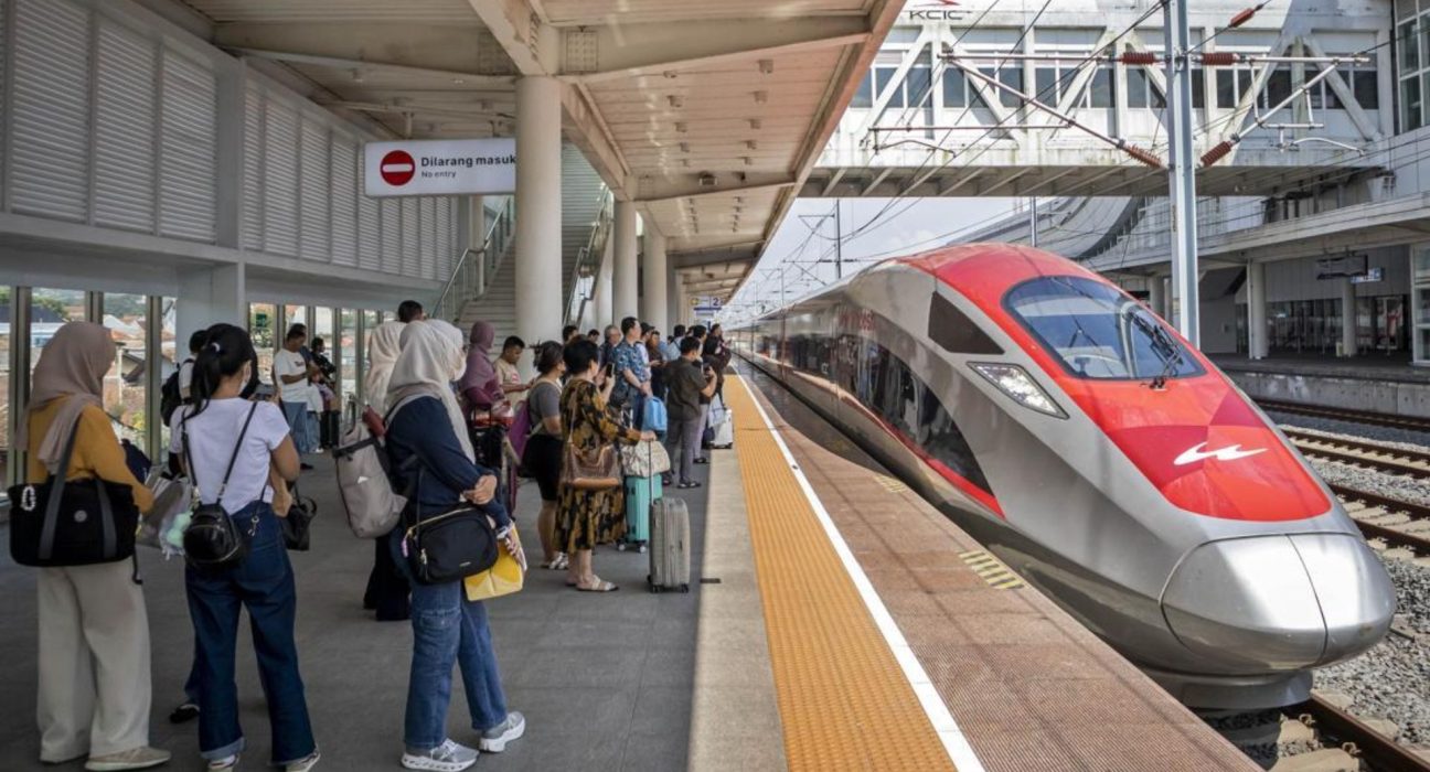 Mudik Lebaran, Penumpang Whoosh Diprediksi Melonjak Tajam