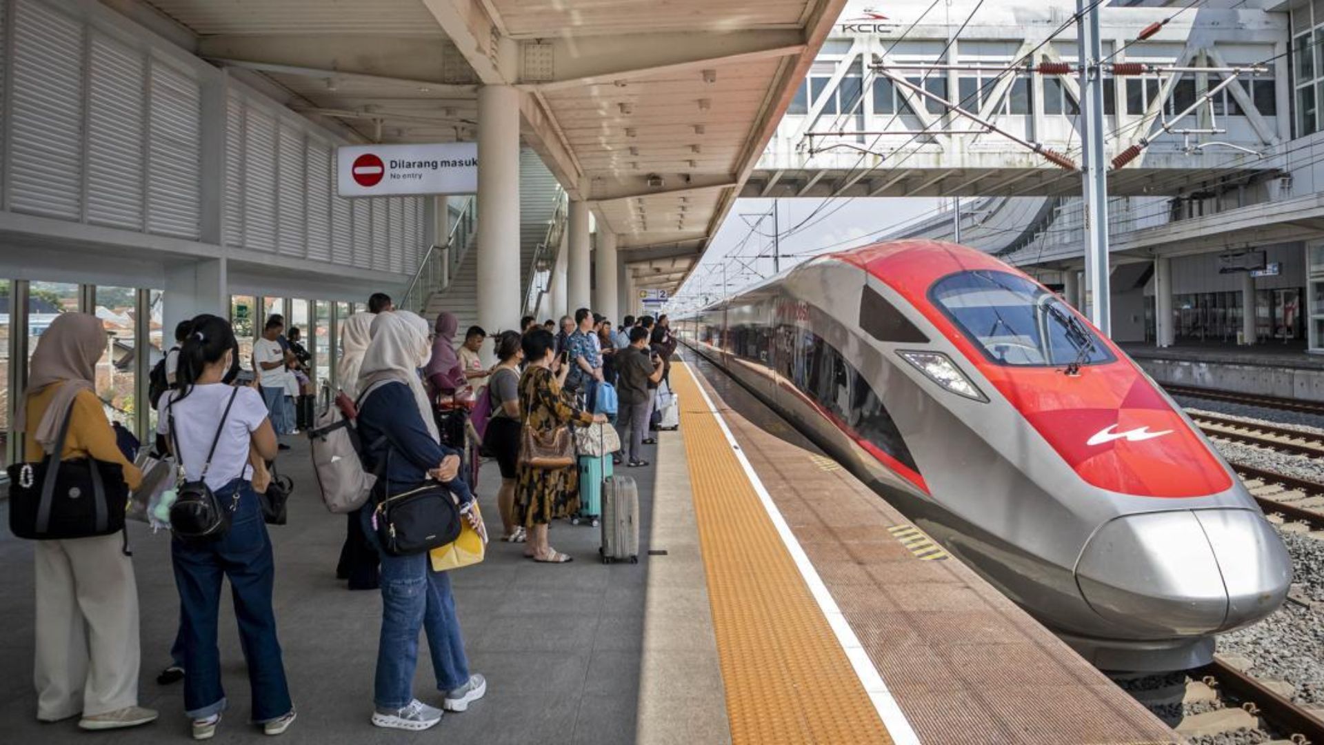 Mudik Lebaran, Penumpang Whoosh Diprediksi Melonjak Tajam