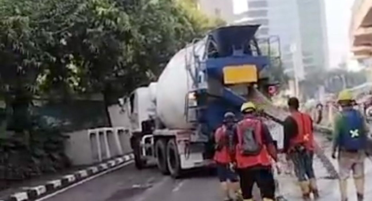 Ada Perbaikan Jalan, Lalin Rasuna Said Arah Mampang Macet