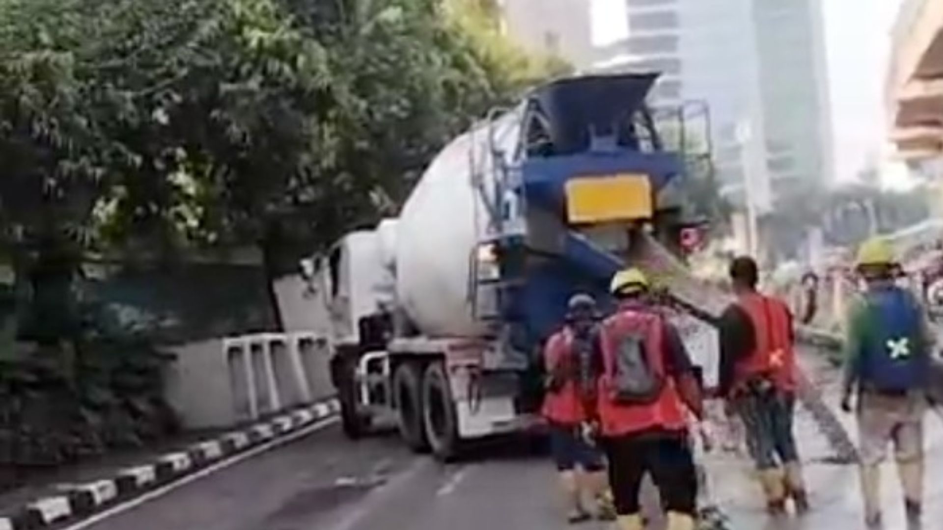 Ada Perbaikan Jalan, Lalin Rasuna Said Arah Mampang Macet