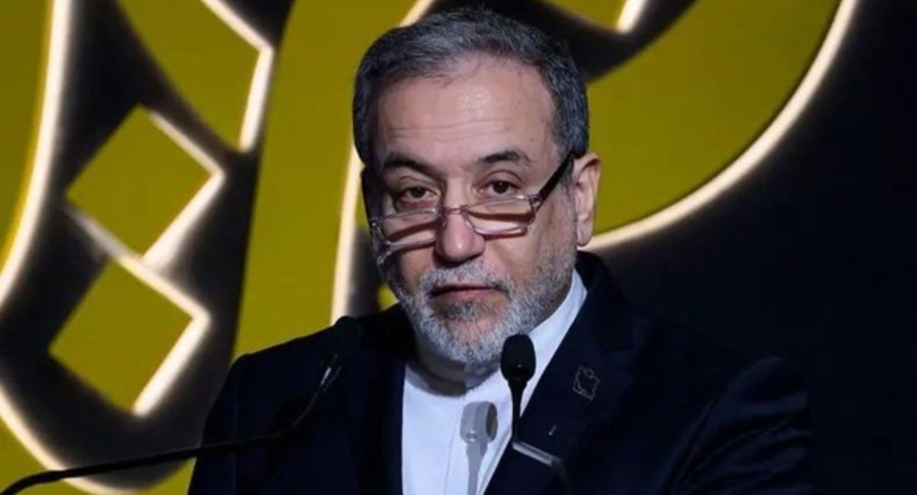 Menlu Iran Abbas Araghchi tiba di Moskow untuk temui Putin, bahas gencatan senjata dengan AS di tengah meningkatnya ketegangan di kawasan Timur Tengah.