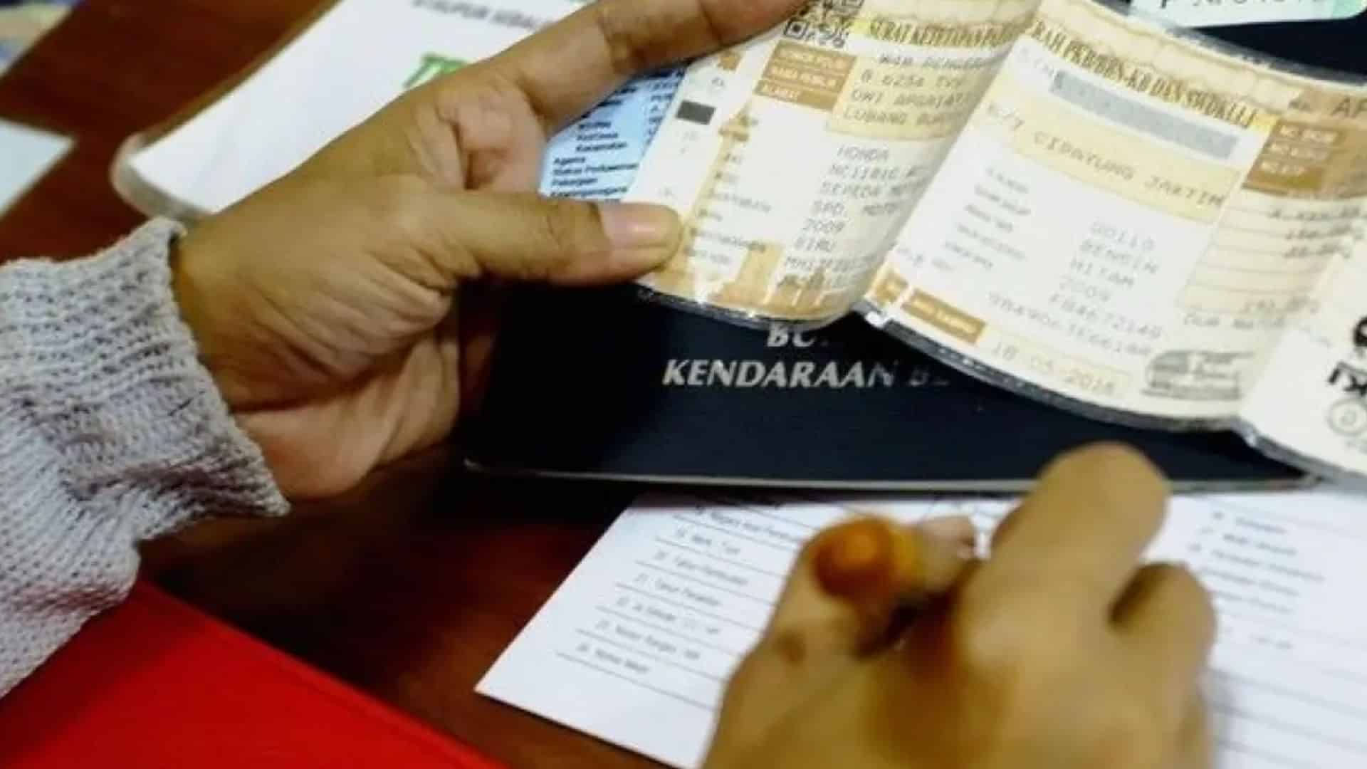 Cara Perpanjang STNK Tanpa KTP Lama, Cukup Balik Nama