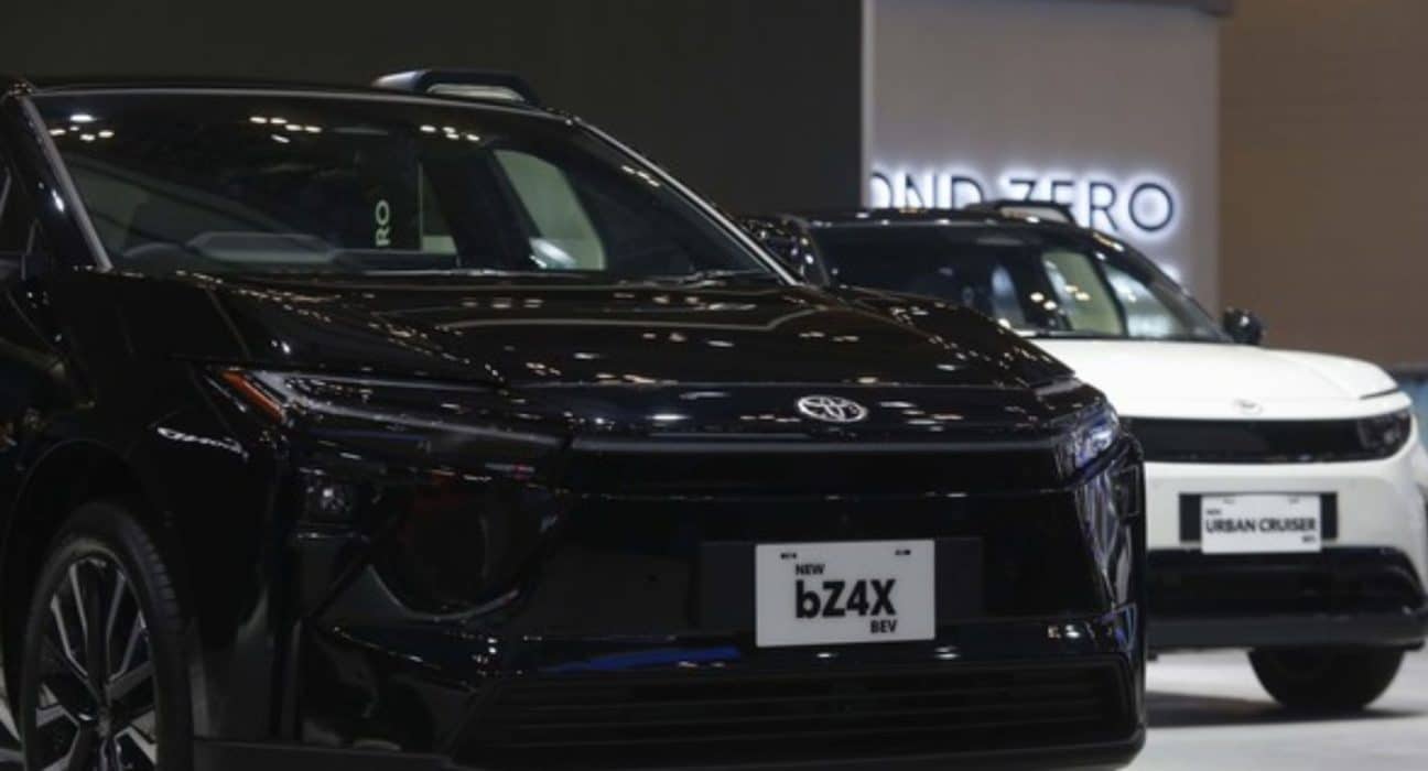 Intip Penjualan Mobil Listrik Toyota Terbaru di Indonesia