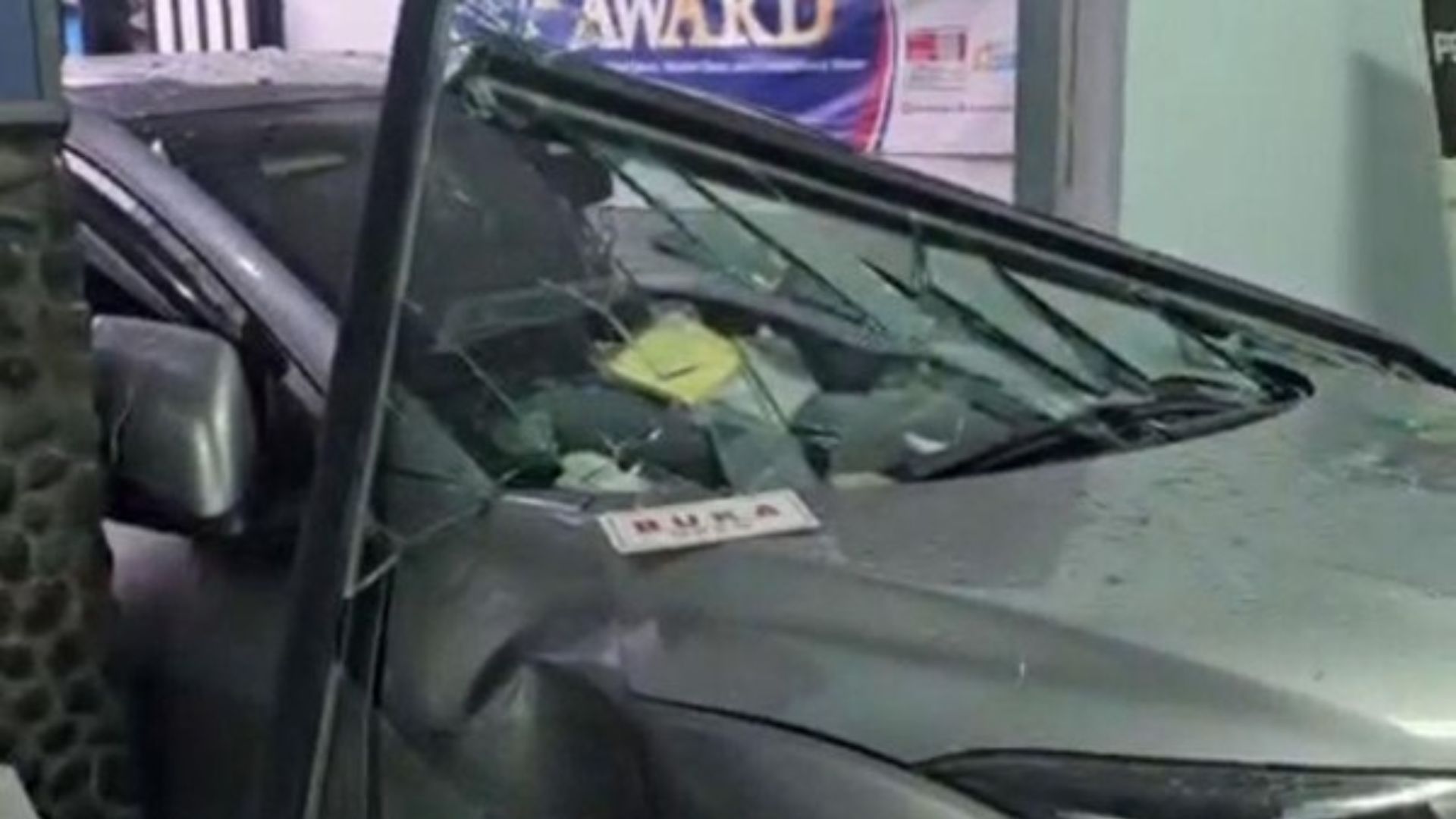 Nenek 71 Tahun Seruduk Depot Galon Grogol, 1 Pembeli Luka
