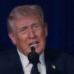 Aksi Nekat Sopir Angkot Jaktim Pecah Kaca dan Lawan Arus