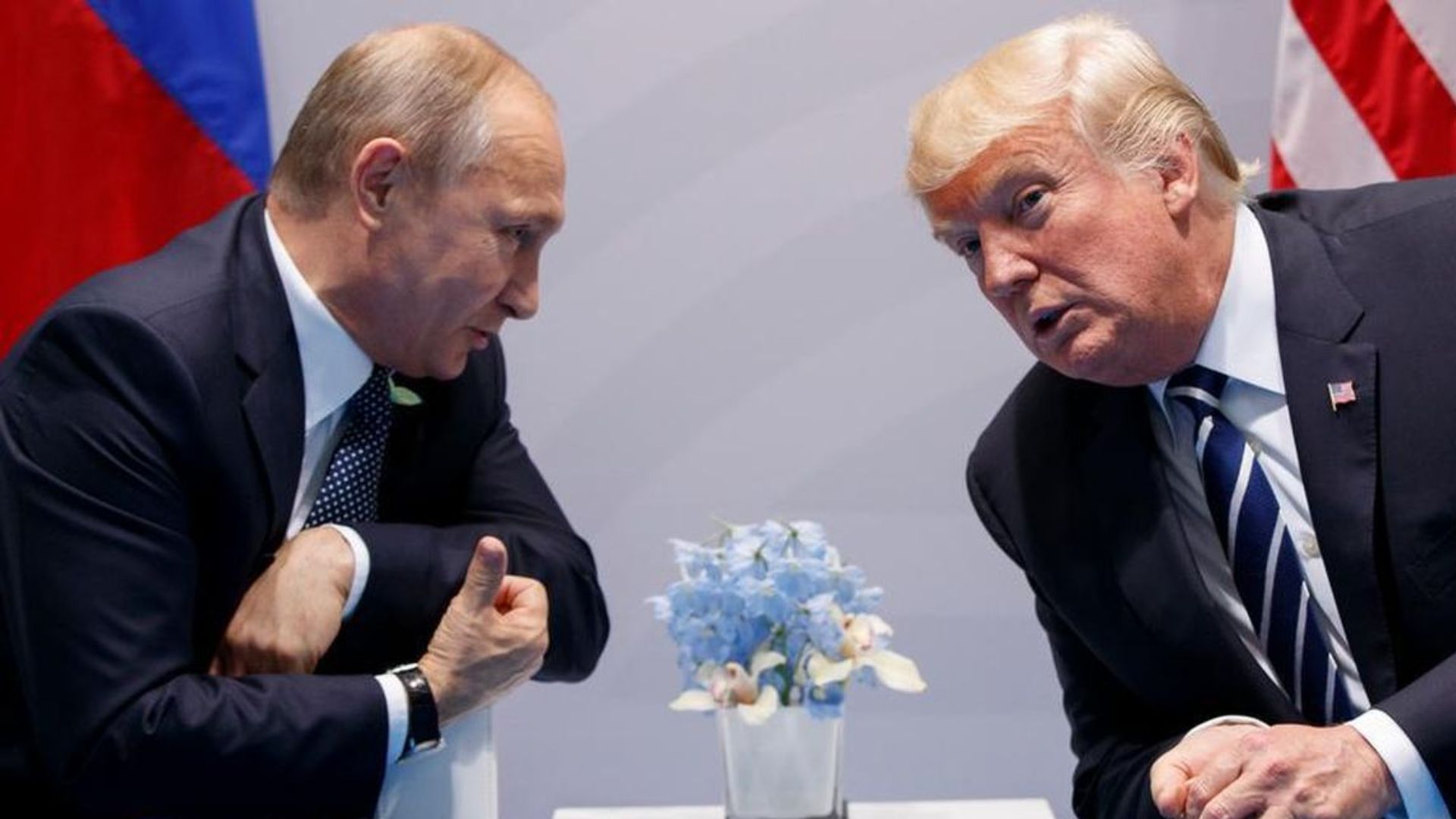 Trump-Putin Telepon 90 Menit Bahas Ukraina dan Iran