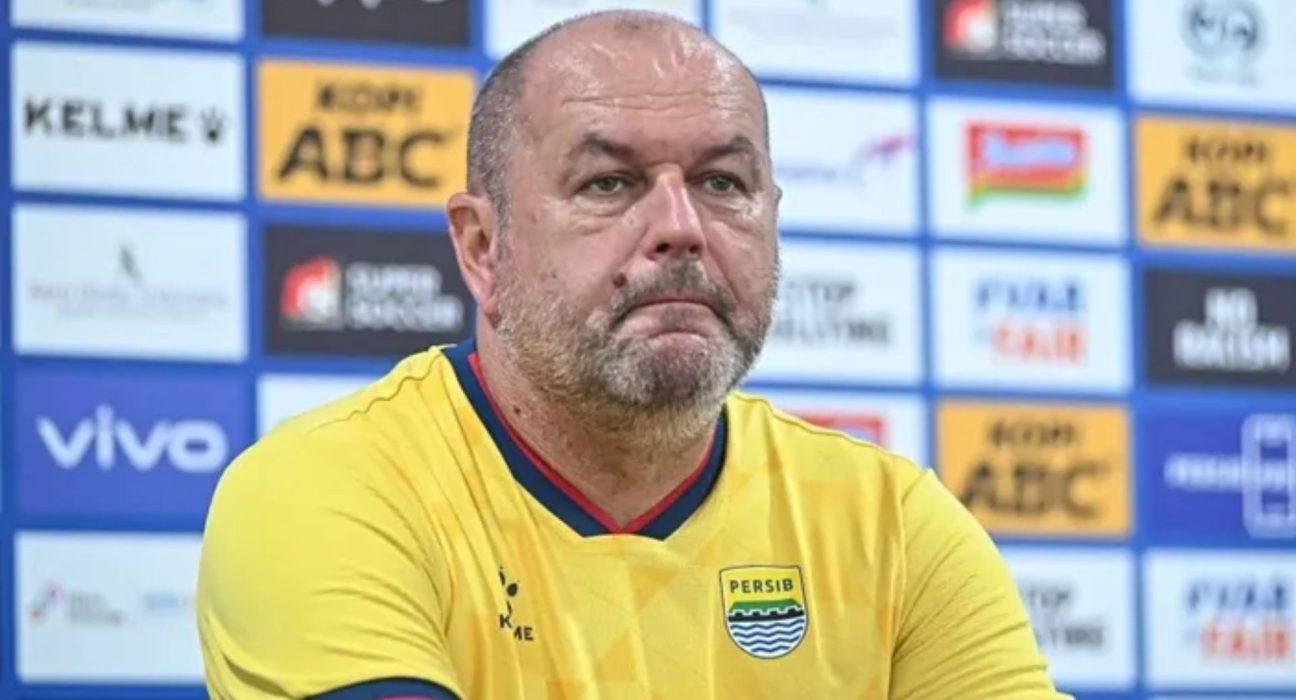 Bojan Hodak Waspadai PSIM, Persib Bakal Hadapi Laga Sulit