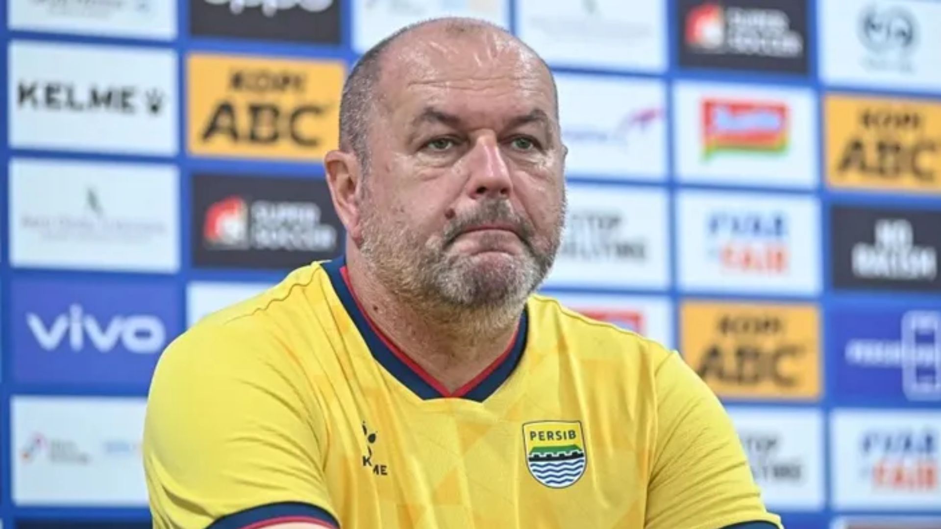 Bojan Hodak Waspadai PSIM, Persib Bakal Hadapi Laga Sulit