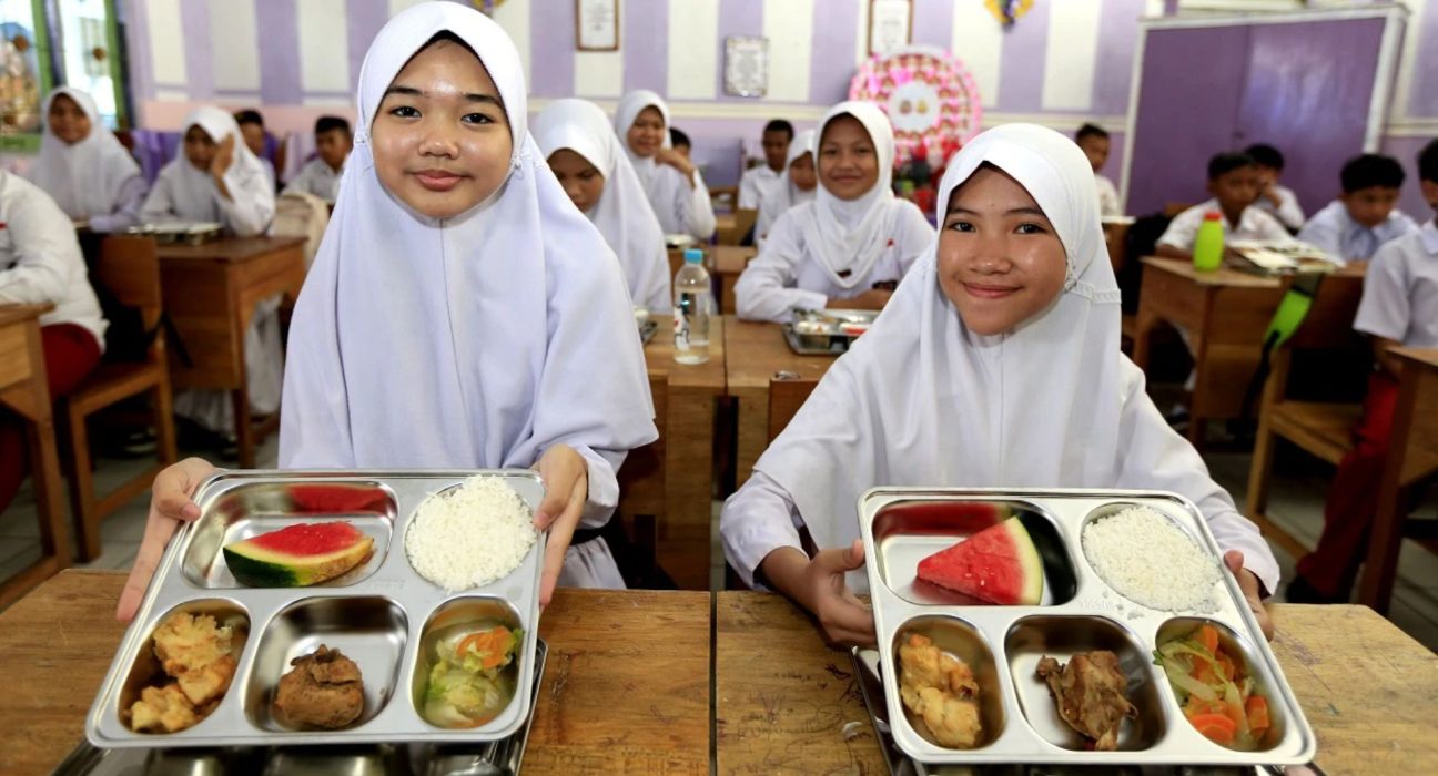 Prabowo Minta KSP Tutup Celah Korupsi Makan Bergizi Gratis