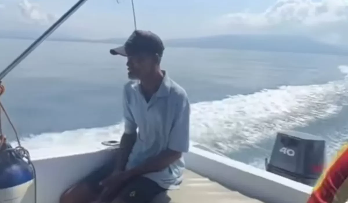 Salah seorang kru kapal, Surakman (60), berasal dari Carita, Pandeglang, Banten. (Foto: Dok. Istimewa)