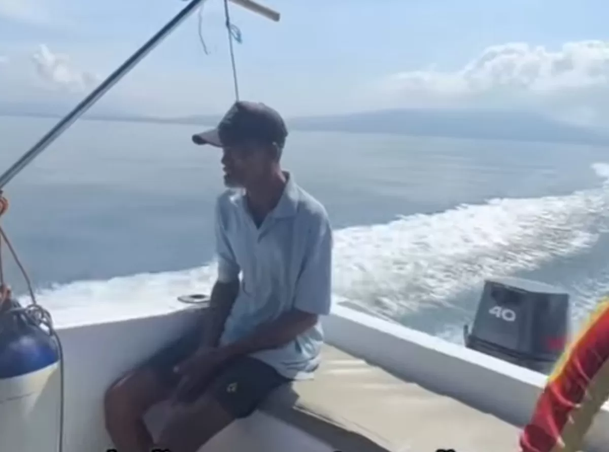 Salah seorang kru kapal, Surakman (60), berasal dari Carita, Pandeglang, Banten. (Foto: Dok. Istimewa)