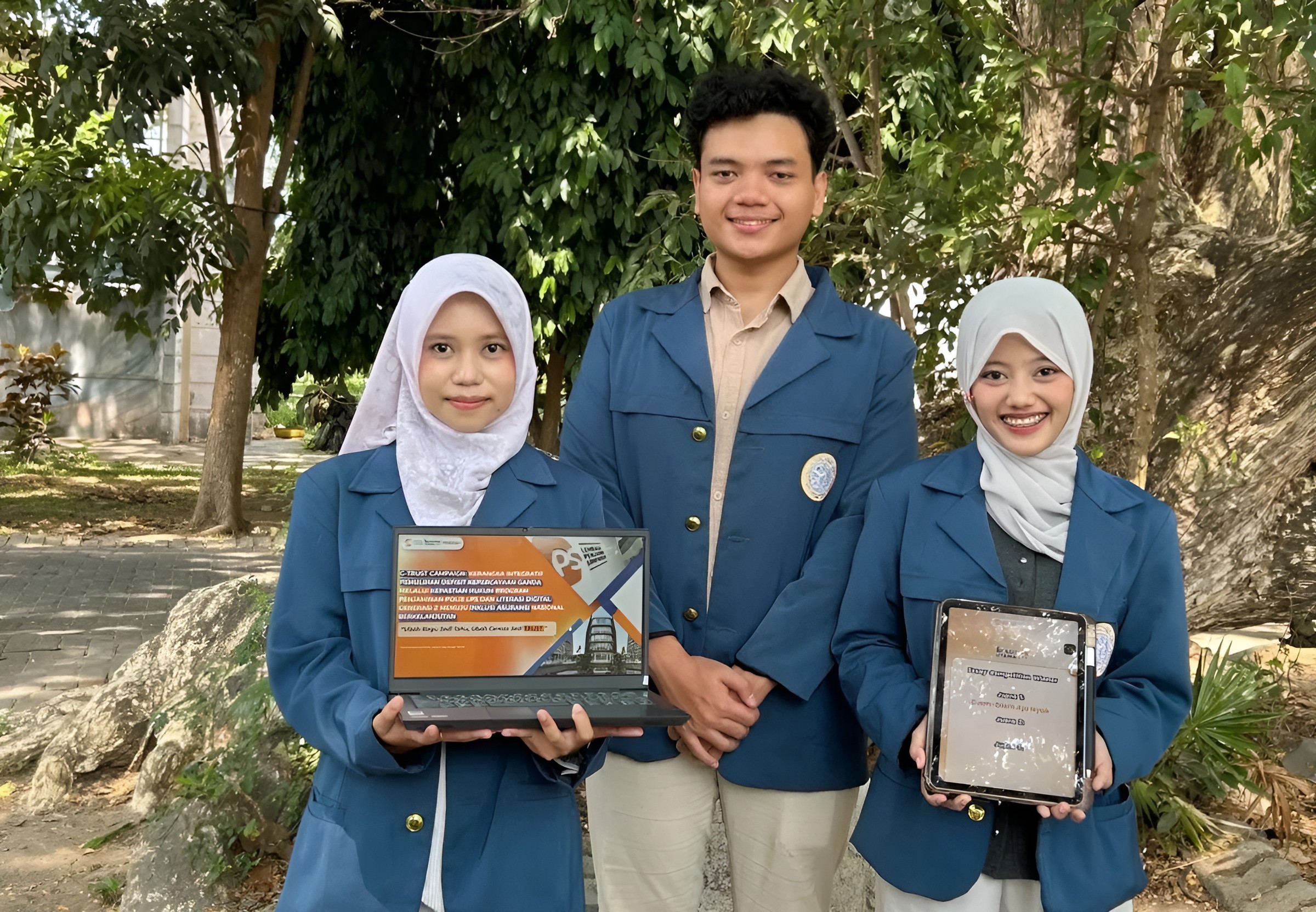 Tim Diam Diam Aja Nyak dari UNAIR meraih juara pertama PRISMA 2026 melalui gagasan G-TRUST Campaign.