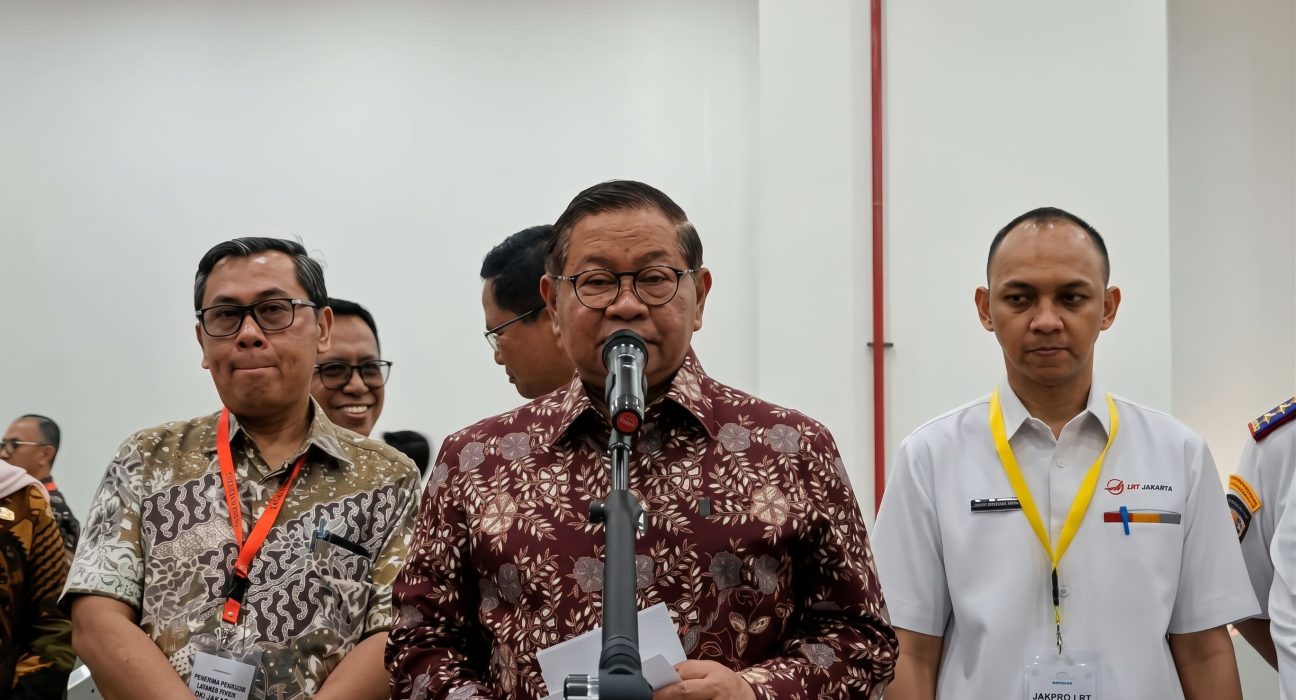 Gubernur DKI Jakarta Pramono Anung saat membahas penerapan ganjil genap Gajah Mada hingga Kota Tua