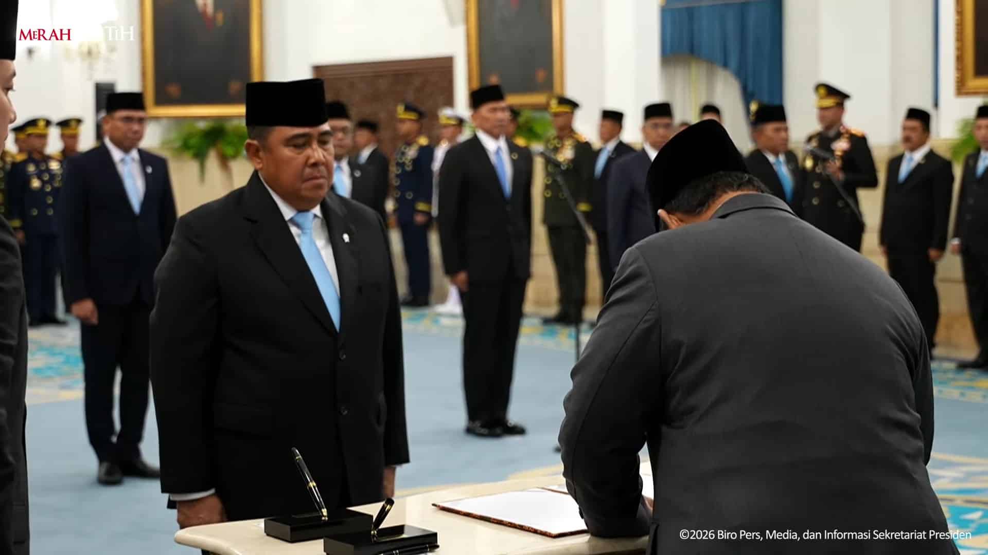 Marsekal TNI Yusuf Jauhari resmi dilantik sebagai Wakil Menteri Pertahanan bidang Logistik, Industri Pertahanan, dan Teknologi oleh Presiden Prabowo Subianto pada 15 Oktober 2026.