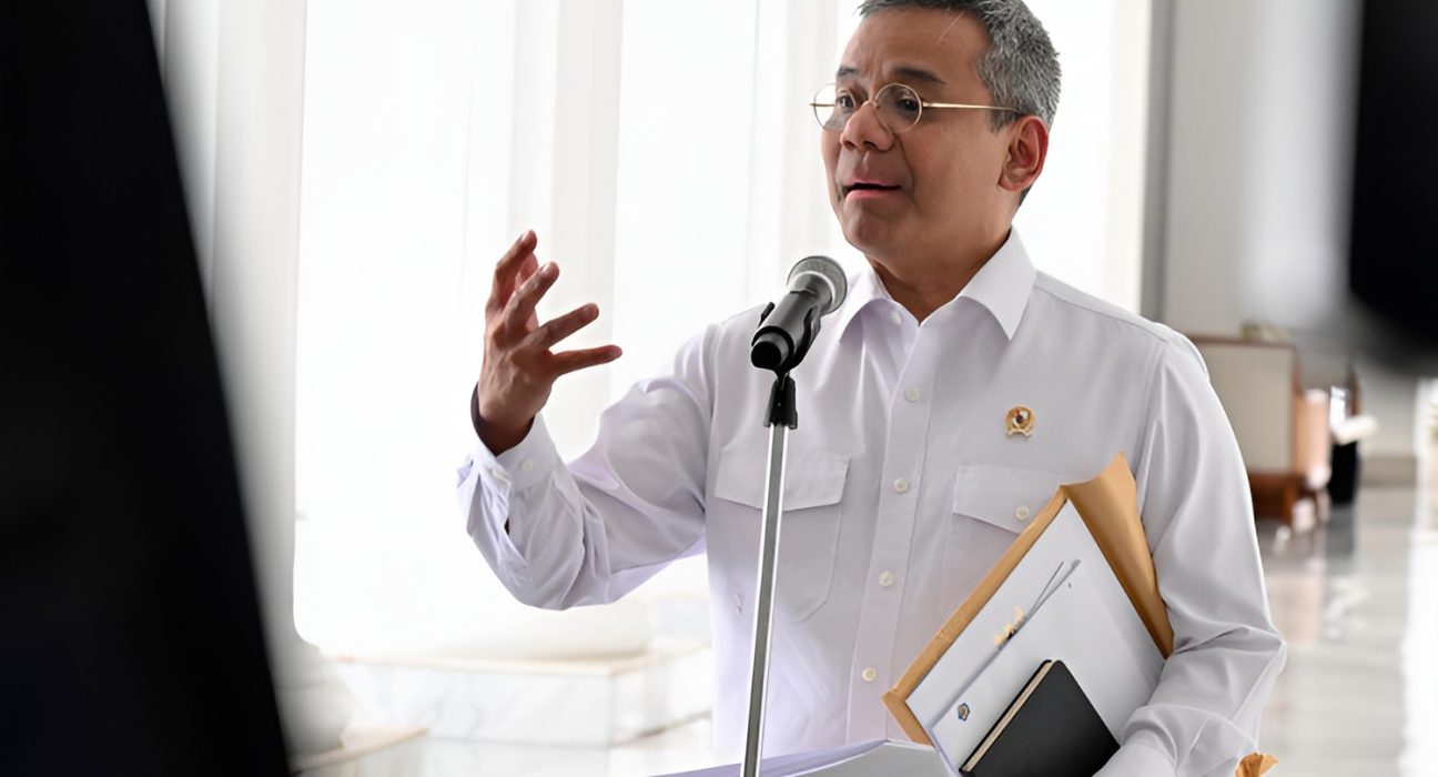 Juru bicara Kemlu AS membantah rencana evakuasi personel diplomatik di wilayah Teluk dan menegaskan kebijakan terbatas di Arab Saudi.