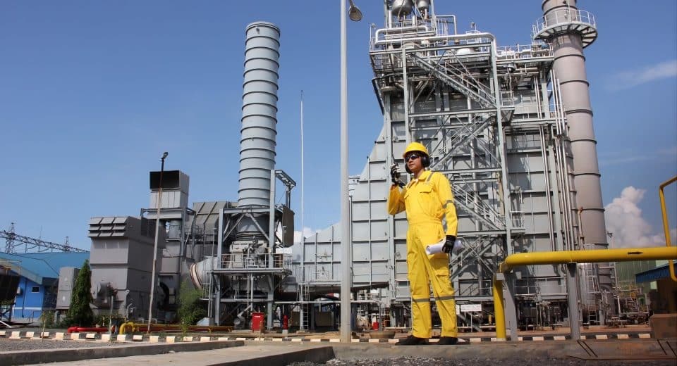 Dony Oskaria, COO Danantara Indonesia, menyampaikan komitmen peningkatan layanan PLN Batam setelah gangguan pasokan listrik pada 12 Oktober 2026.